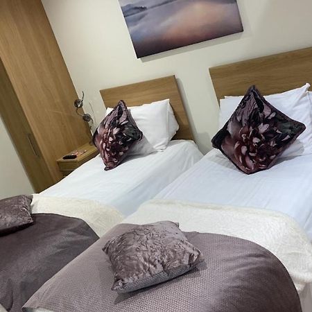 The Armada Inn Armoy 外观 照片